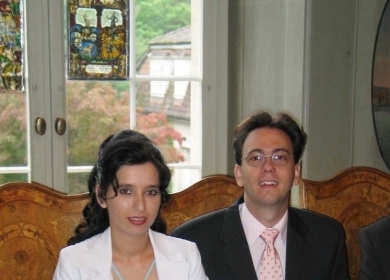 Stela (Romania) and Raffi (Switzerland) met and married in 2006